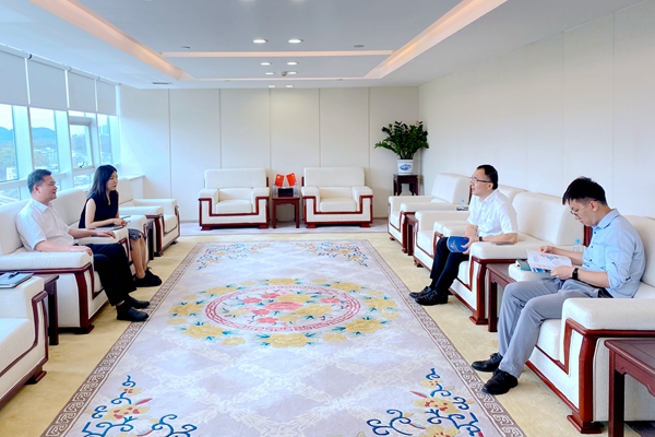 中小擔(dān)保與進(jìn)出口銀行廣西分行、郵儲(chǔ)銀行廣西區(qū)分行洽談業(yè)務(wù)合作